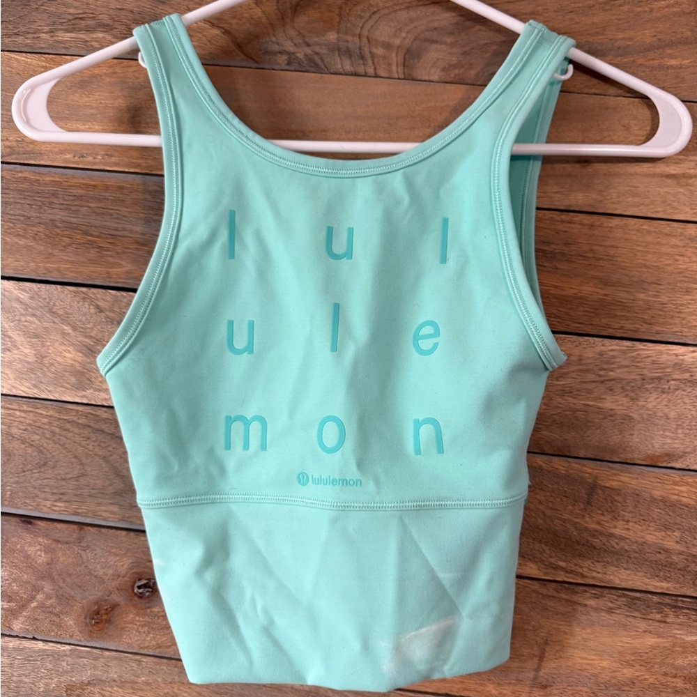 🩵Lululemon Mint Green Tank Top
Only tried on! Like new!